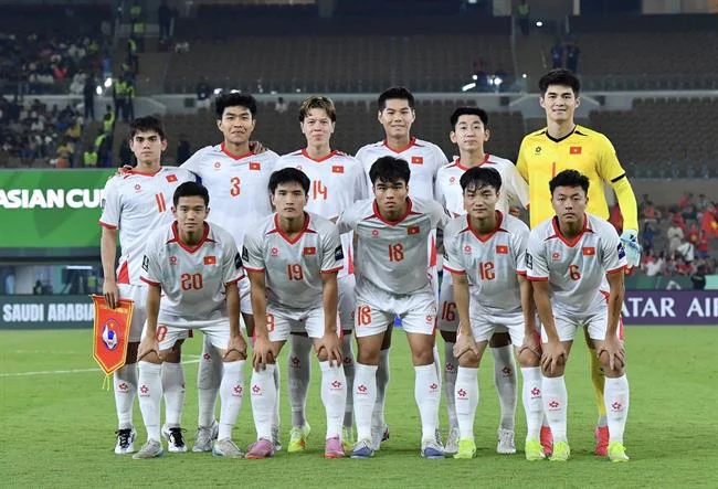 Hình ảnh minh họa đội ngũ hỗ trợ khách hàng chuyên nghiệp của 39go99 tải game, sẵn sàng giải đáp mọi thắc mắc.